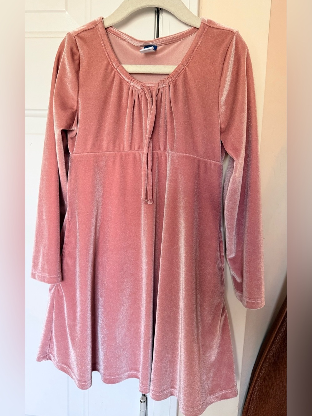 Girl’s Old Navy Velvet Dress